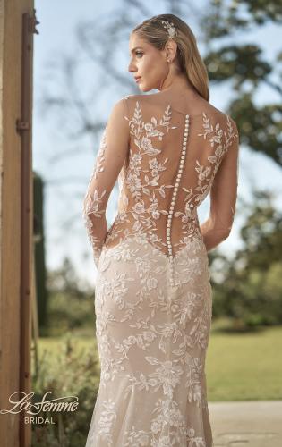 Picture of: Long Sleeve Dress with Illusion Lace Details and Buttons in IINI, Style: B1242, Detail Picture 2