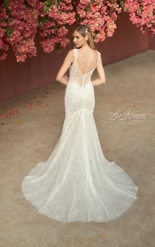 Picture of: Wedding Gown with Lace and Beading in IINM, Style: B1013, Back Picture
