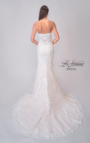 Picture of: Strapless Gown with Beautiful Lace Applique and a Plunge Neckline in IINN, Style: B1257, Detail Picture 5