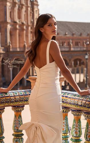 Picture of: Simple Satin Fit and Flare Wedding Dress with Bow Train in ivory, Style: B1488, Detail Picture 1