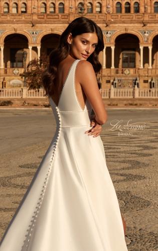 Picture of: Mikado A-Line Bridal Gown with Slit and Train in ivory, Style: B1430, Detail Picture 2