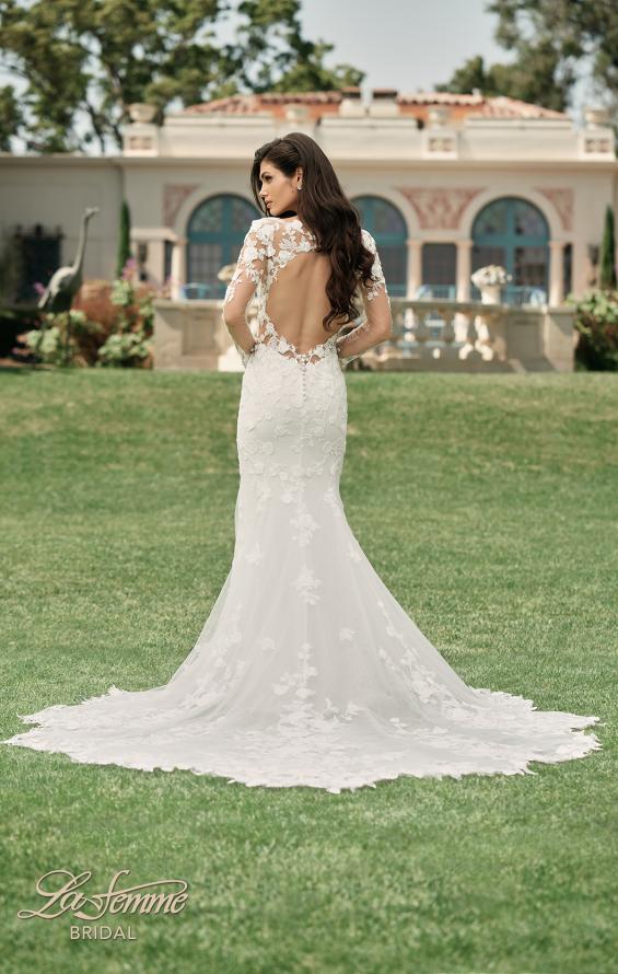 Picture of: Trumpet Style Wedding Dress with Stunning Clover Shape Train and Sleeves in III, Style: B1299, Detail Picture 3