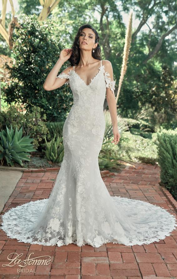 Picture of: Lace Trumpet Wedding Dress with Off the Shoulder Straps in IIII, Style: B1240, Detail Picture 3