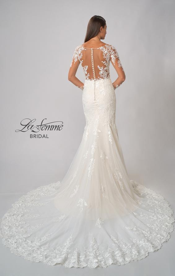 Picture of: Trumpet Gown with Elegant Lace and Scallop Detailing in IIIII, Style: B1163, Detail Picture 8