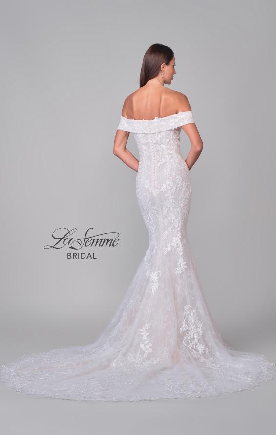 Picture of: Gorgeous Off the Shoulder Wedding Dress in Lace in IIINI, Style: B1190, Detail Picture 9