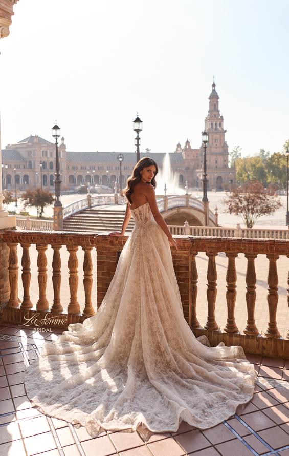 Picture of: Beautiful Strapless Lace A-Line Wedding Dress with High Slit in IIINI, Style: B1467, Detail Picture 4