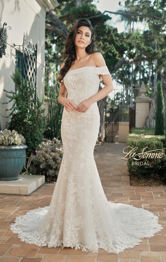 Picture of: Gorgeous Off the Shoulder Wedding Dress in Lace in IIINI, Style: B1190, Detail Picture 5