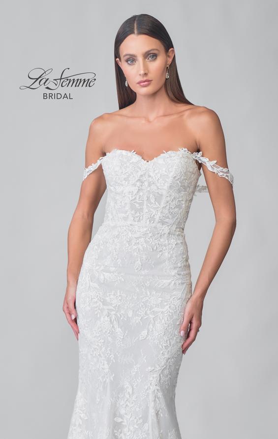 Picture of: Chic Off the Shoulder Lace Gown with Sweetheart Neckline and Illusion Back in IIINII, Style: B1267, Detail Picture 8