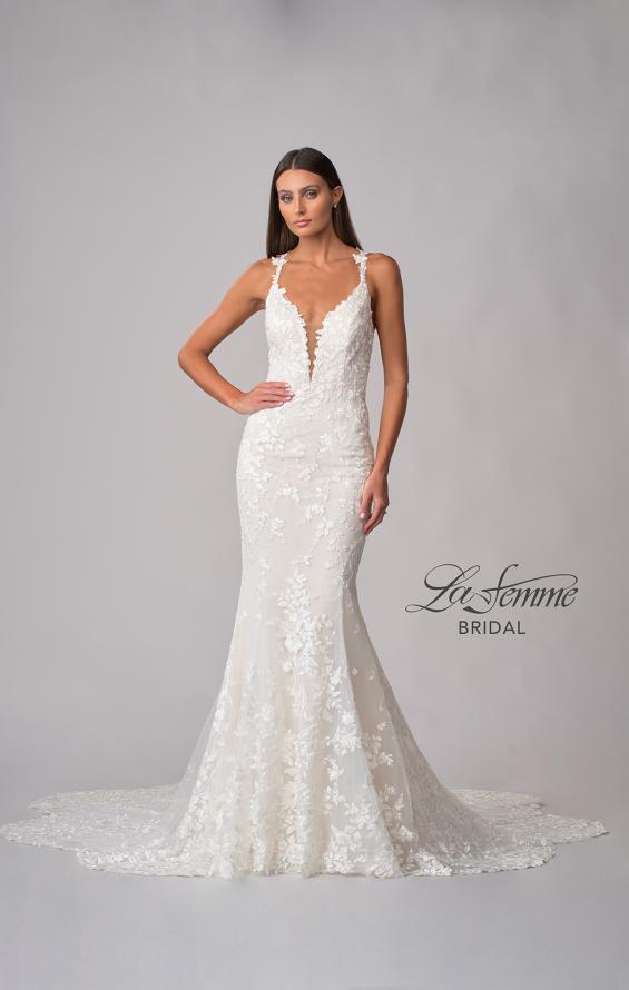 Picture of: Lace Gown with Gorgeous Clover Train and Open Back in IIINII, Style: B1241, Detail Picture 11