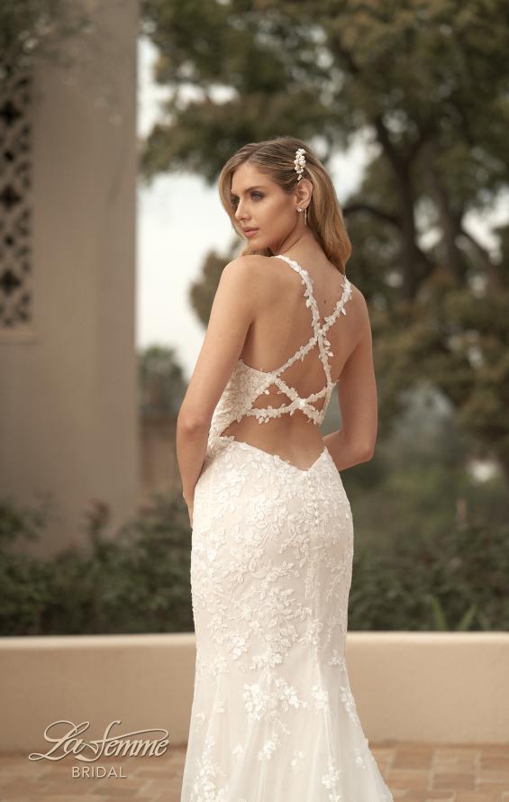 Picture of: Lace Gown with Gorgeous Clover Train and Open Back in IIINII, Style: B1241, Detail Picture 4
