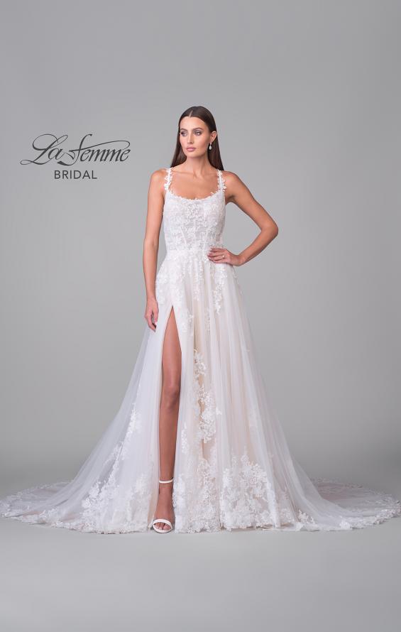 Picture of: Pretty A-Line Gown with Square Neckline and Lace Applique in IIINW, Style: B1287, Detail Picture 11
