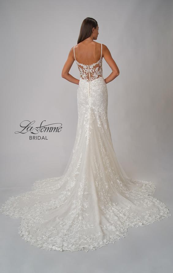 Picture of: Wedding Gown with Beautiful Clover Train and Lace Applique in IILIII, Style: B1158, Detail Picture 8