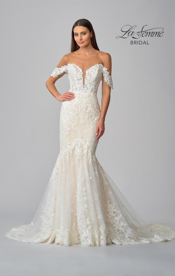 Picture of: Off the Shoulder Lace Deep V Wedding Gown in IINB, Style: B1016, Detail Picture 12