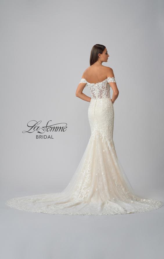 Picture of: Off the Shoulder Lace Deep V Wedding Gown in IINI, Style: B1016, Detail Picture 9