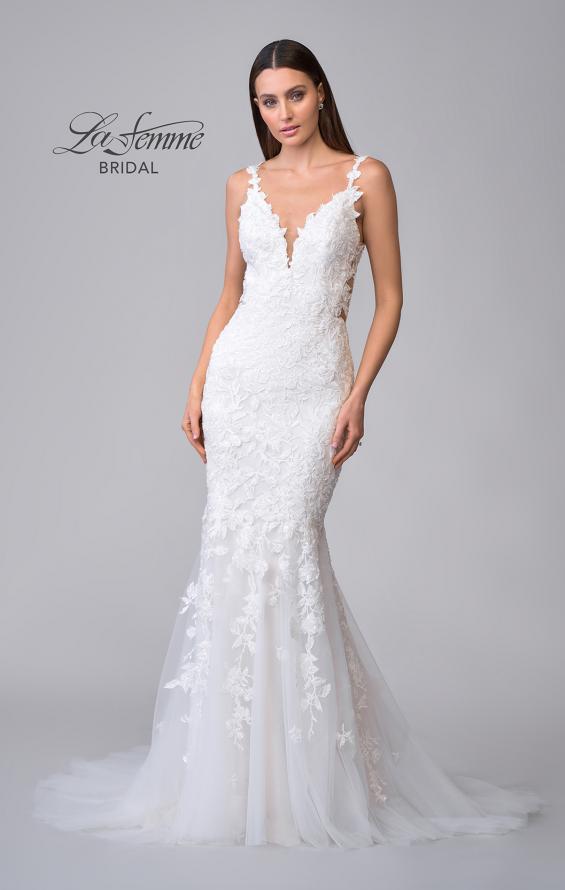 Picture of: Illusion Lace Back Wedding Gown with Trumpet Skirt in IINI, Style: B1034, Detail Picture 12