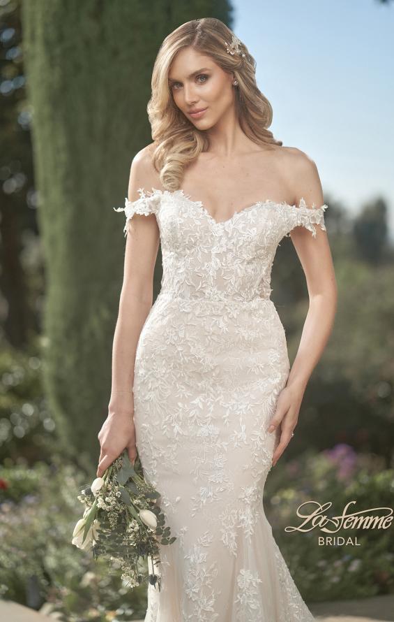 Picture of: Ornate Lace Wedding Dress with Off Shoulder Top in IINI, Style: B1014, Detail Picture 1