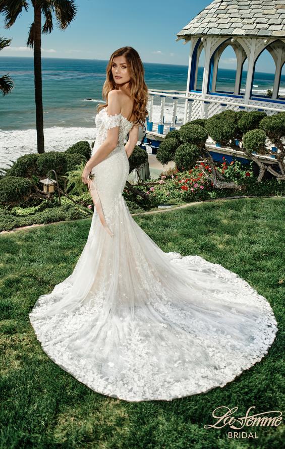 Picture of: Off the Shoulder Lace Deep V Wedding Gown in IINI, Style: B1016, Detail Picture 1
