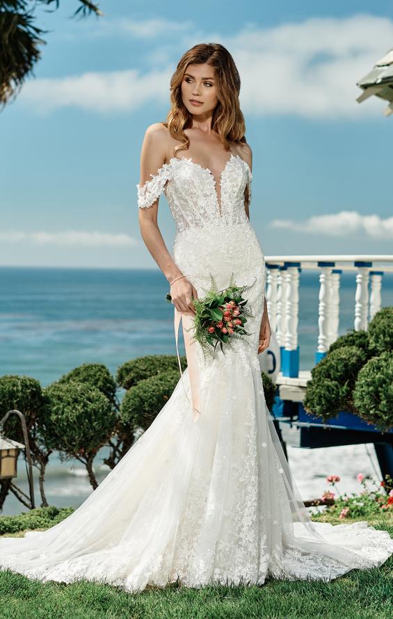 Picture of: Off the Shoulder Lace Deep V Wedding Gown in IINI, Style: B1016, Detail Picture 4, Landscape