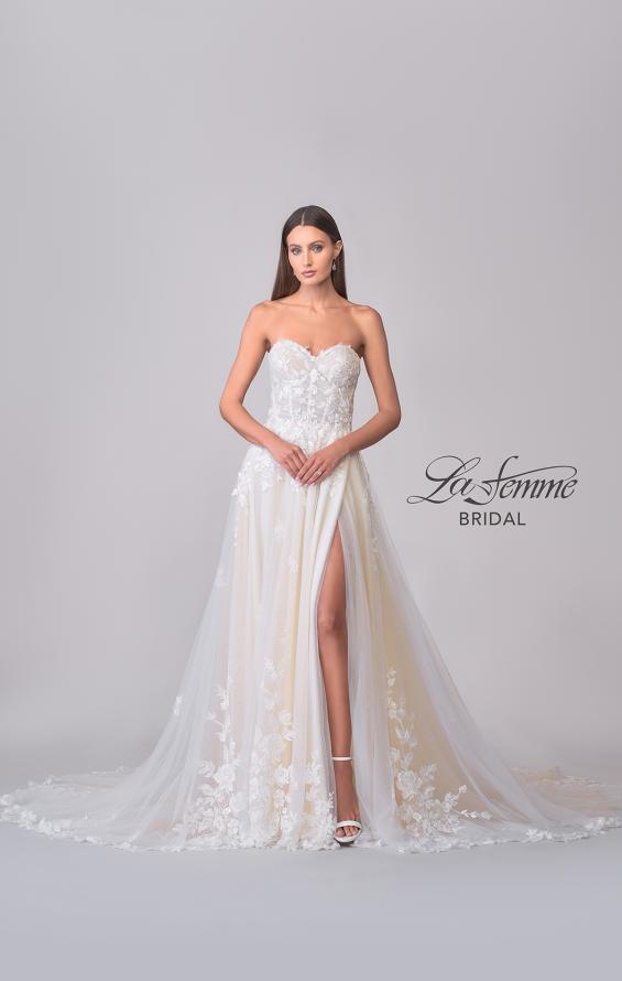 Picture of: Strapless Tulle and Lace A-Line Gown with High Slit and Sweetheart Neckline in IINI, Style: B1283, Detail Picture 4