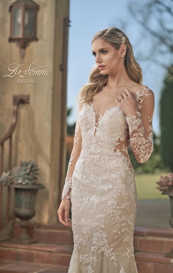 Picture of: Long Sleeve Dress with Illusion Lace Details and Buttons in IINI, Style: B1242, Detail Picture 6