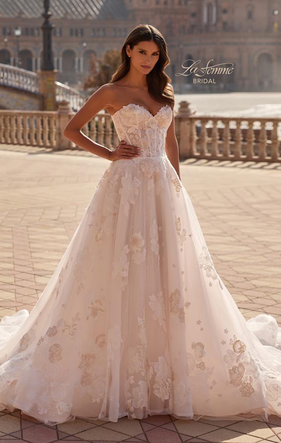 Picture of: Strapless Floral Lace A-Line Wedding Dress in IIPII, Style: B1479, Main Picture