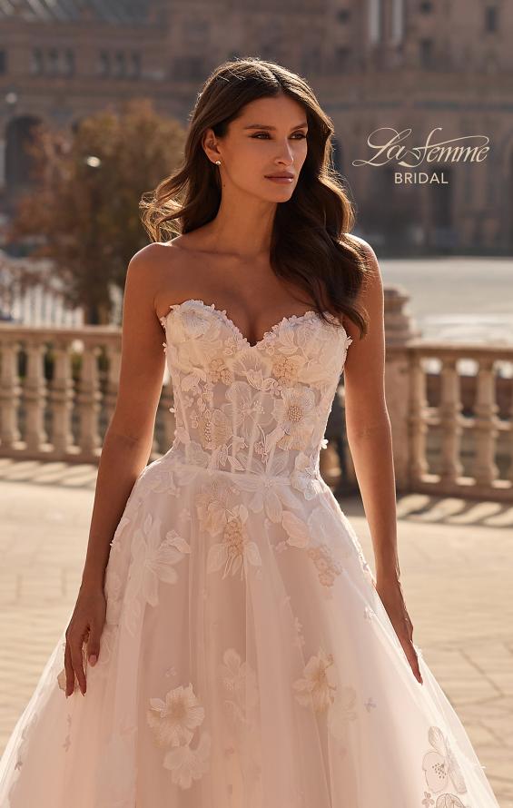 Picture of: Strapless Floral Lace A-Line Wedding Dress in IIPII, Style: B1479, Detail Picture 3