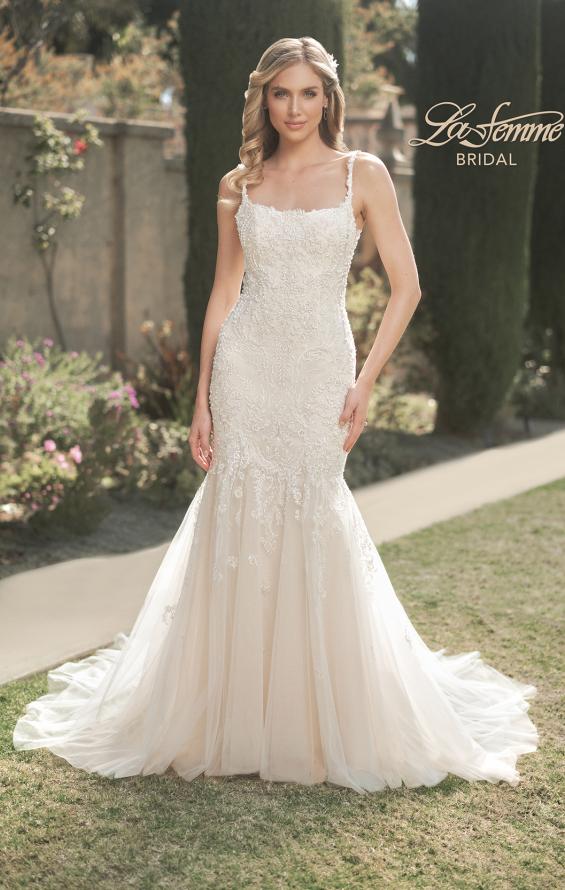 Picture of: Trumpet Gown with Beautiful Lace and Square Neckline in INI, Style: B1022, Main Picture