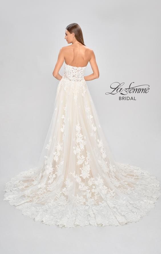 Picture of: Wedding Dress with Full A-Line Skirt and Gorgeous Lace Details in INI, Style: B1088, Detail Picture 10