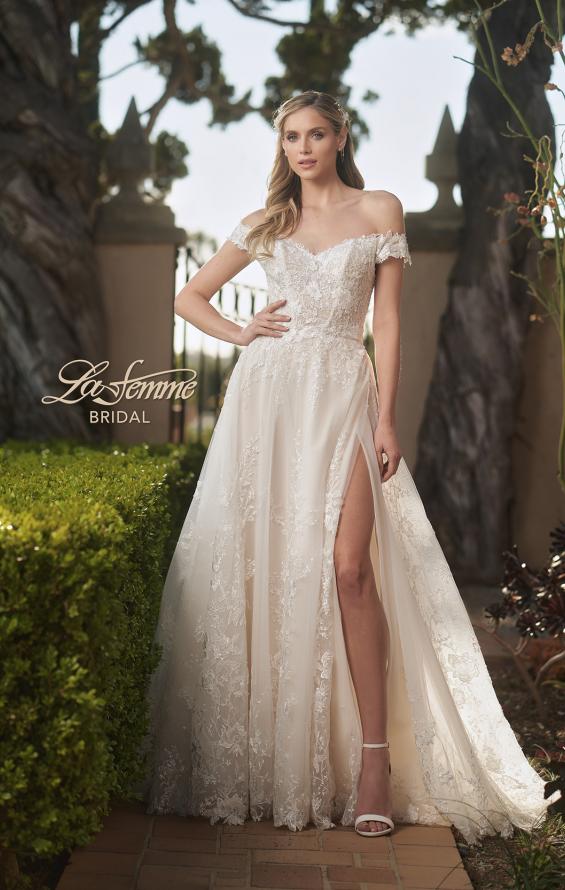 Picture of: Off the Shoulder A-Line Lace Wedding Dress in INI, Style: B1006, Detail Picture 5