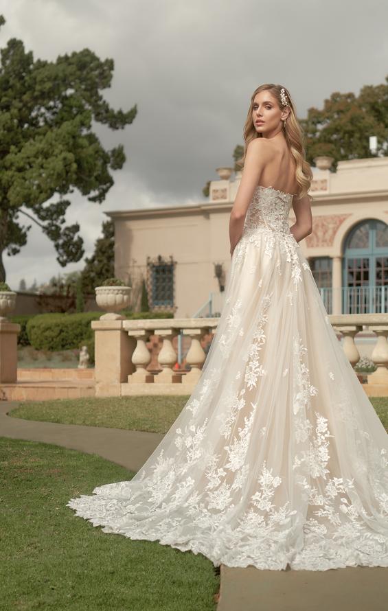 Picture of: Wedding Dress with Full A-Line Skirt and Gorgeous Lace Details in INI, Style: B1088, Detail Picture 5, Landscape