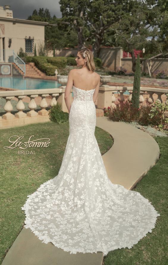 Picture of: Strapless Lace Gown with Sweetheart Neckline in WIIII, Style: B1253, Back Picture