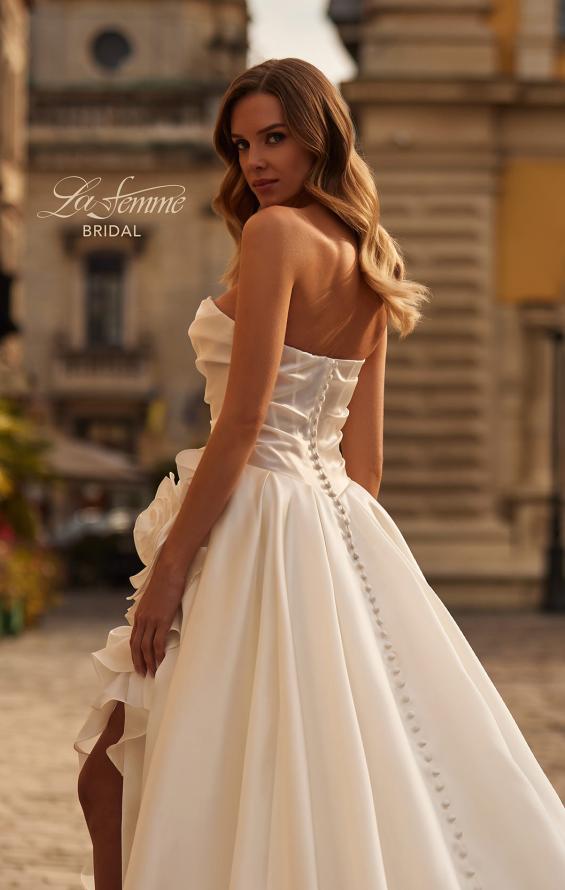 Picture of: Unique Organza Wedding Dress with Floral Detail and Slit in ivory, Style: B1439, Detail Picture 3