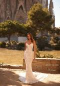 Picture of: Strapless Lace Wedding Gown with Sweeheart Top and Clover Train in WIINI, Style: J2219, Detail Picture 6