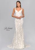 Picture of: Fitted Wedding Dress with V Neck and Beading in IINI, Style: B1071, Detail Picture 10