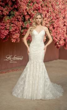 Picture of: Lace Trumpet Wedding Dress with Open Back in IINI, Style: B1010, Main Picture