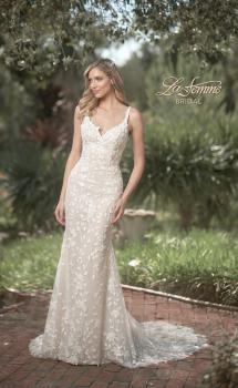 Picture of: Fitted Wedding Dress with V Neck and Beading in IINI, Style: B1071, Main Picture